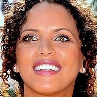 Noémie Lenoir Nackt