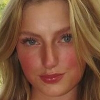 Paige Linneman Nackt