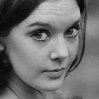 Pamela Franklin Nackt