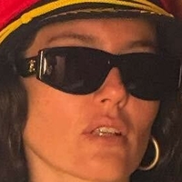 Pelin Akil Nackt