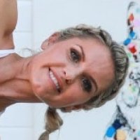 Rebecca Louise Nackt