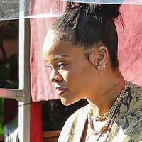 Rihanna Nackt