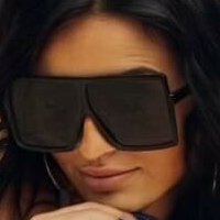 Ronika Eskins Nackt