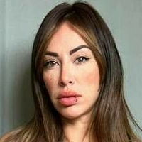 selenadi Nackt