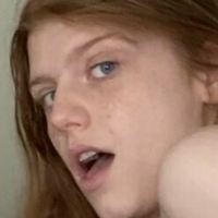 sexyredinbed Nackt