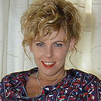 Sharon Louise Hall Nackt