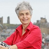 Sue Jones-Davies Nackt