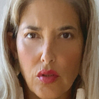 Tania Riquenes Nackt