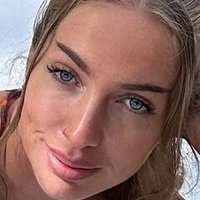 Theaspen London Nackt