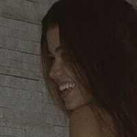 Tília Nackt