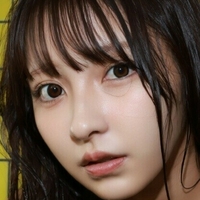 toomi Nackt