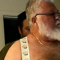 underthegut Nackt