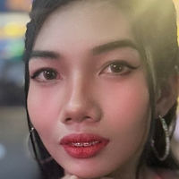 Yuna Sky Nackt