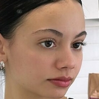 Zoe Manoek Nackt