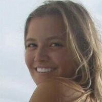 Zoe White Nackt